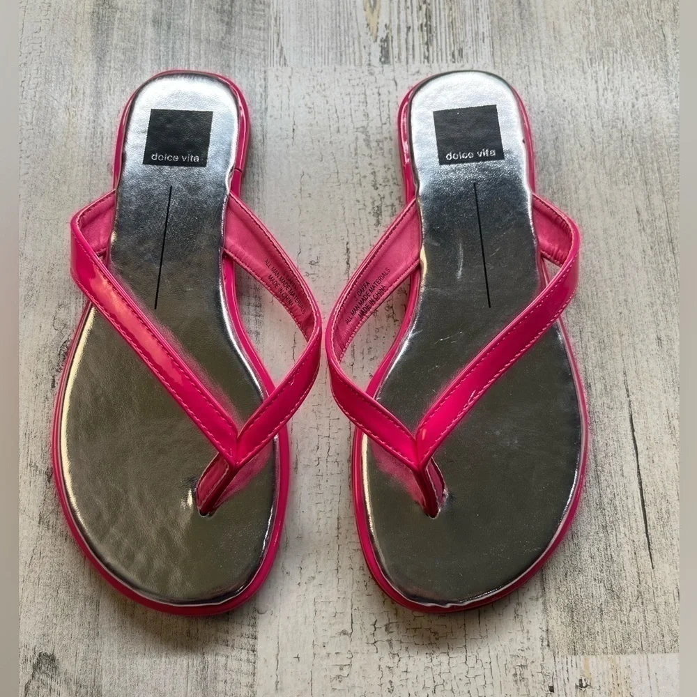 DOLCE VITA Daffa Sandals in Hot Pink Stella - Size 3 Youth